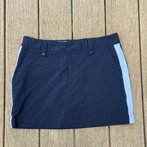 Under Armour Women’s Black Golf / Athletic Skort with White Stripes